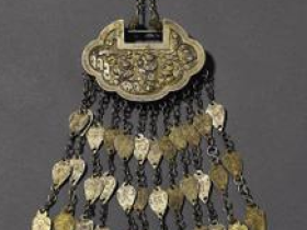 和合二仙银鎏金长命锁成交价