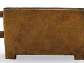 明晚期 “舆卫家藏”款马槽炉成交价