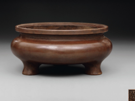 玉堂清玩款鬲式铜炉价格