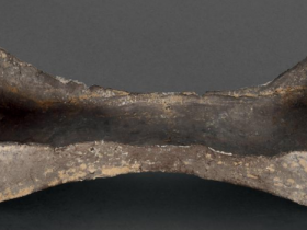 唐代银锭五十两价格