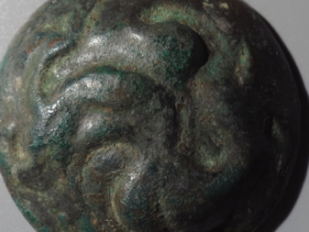 白金三品之龙币