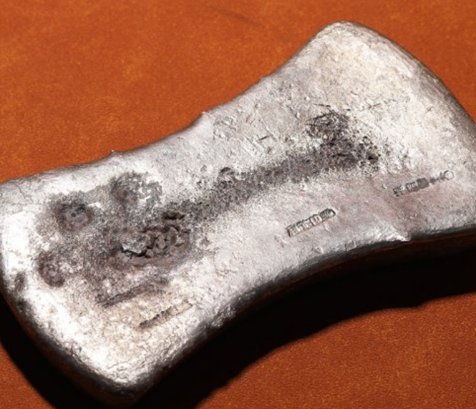 宋金五十两银铤成交价: ¥58500.00